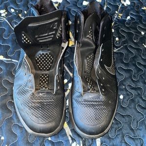 3/$20 Nike hyper fuse Lunar shoes